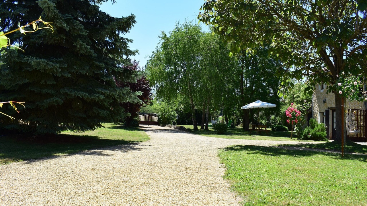 Photo of Outdoor in Saint-Jean-de-Sauves