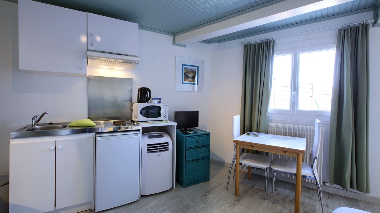 Photo of Kitchen in Saint-Sulpice-de-Faleyrens