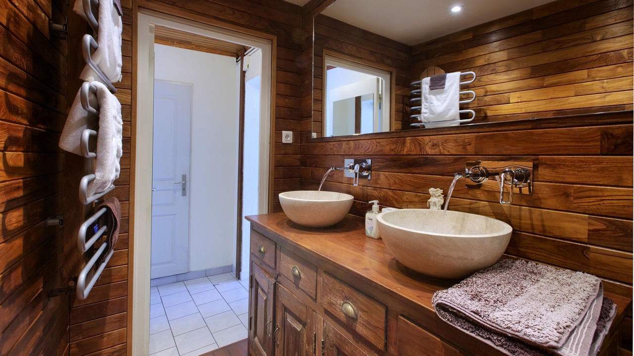 Photo of Bathroom in Saint-Sulpice-de-Faleyrens
