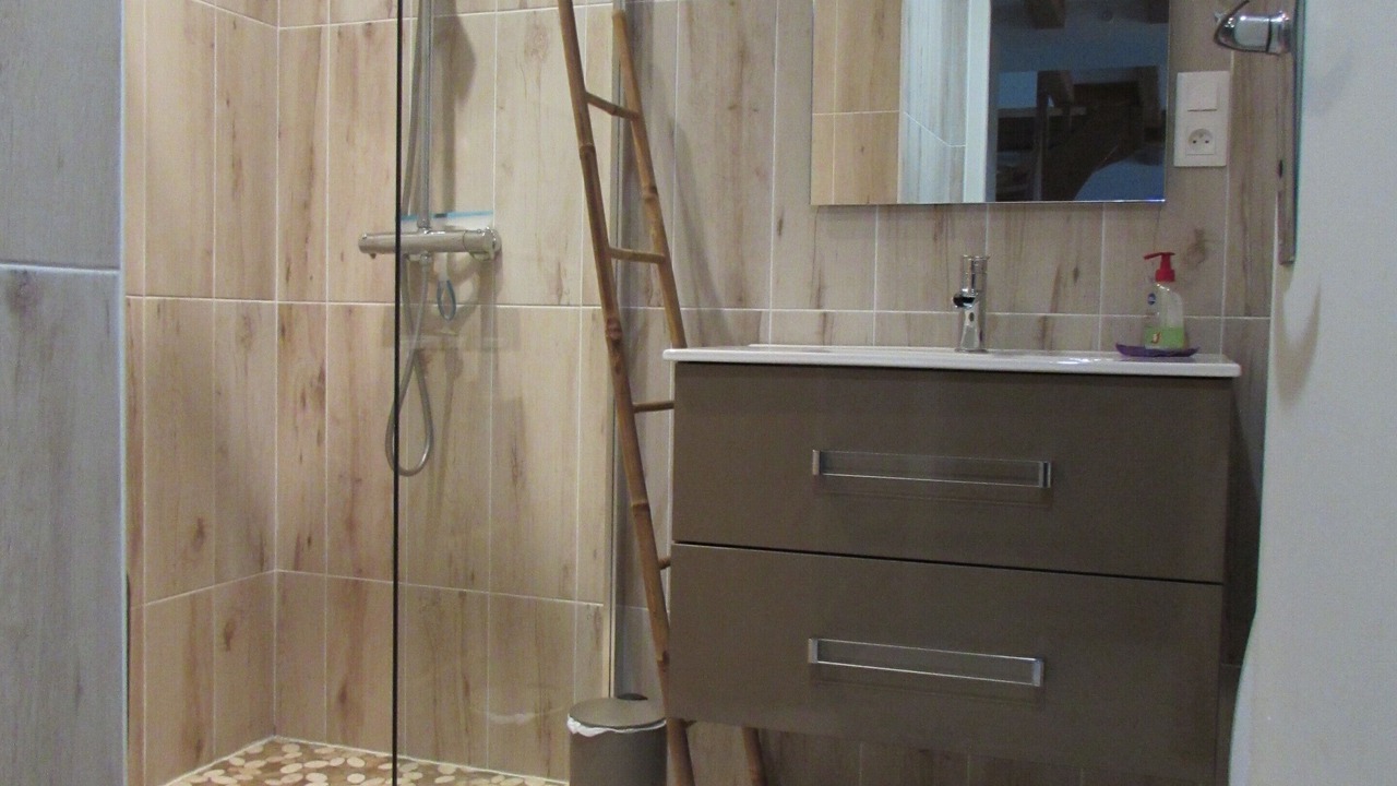 Photo of Bathroom in Alloinay