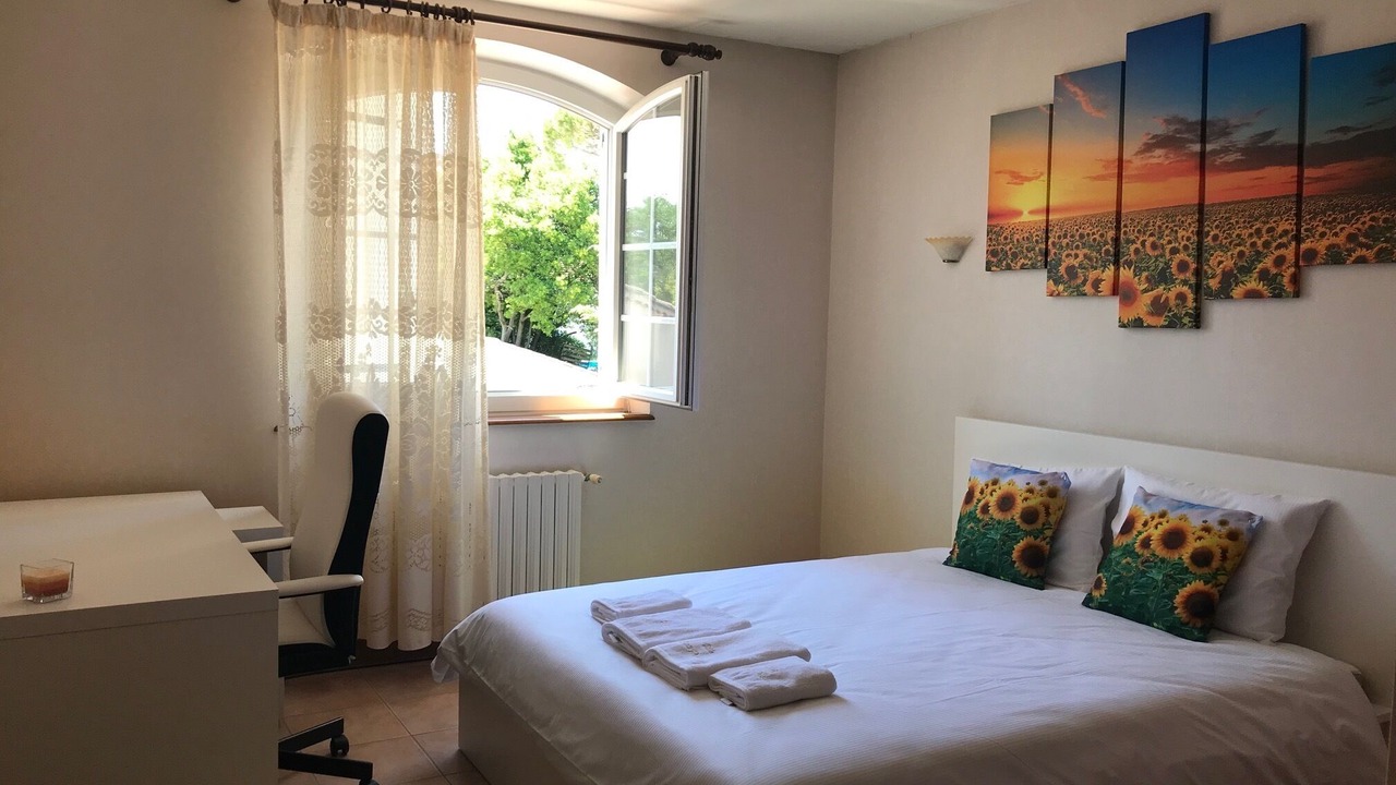 Photo of Bedroom in Bollene
