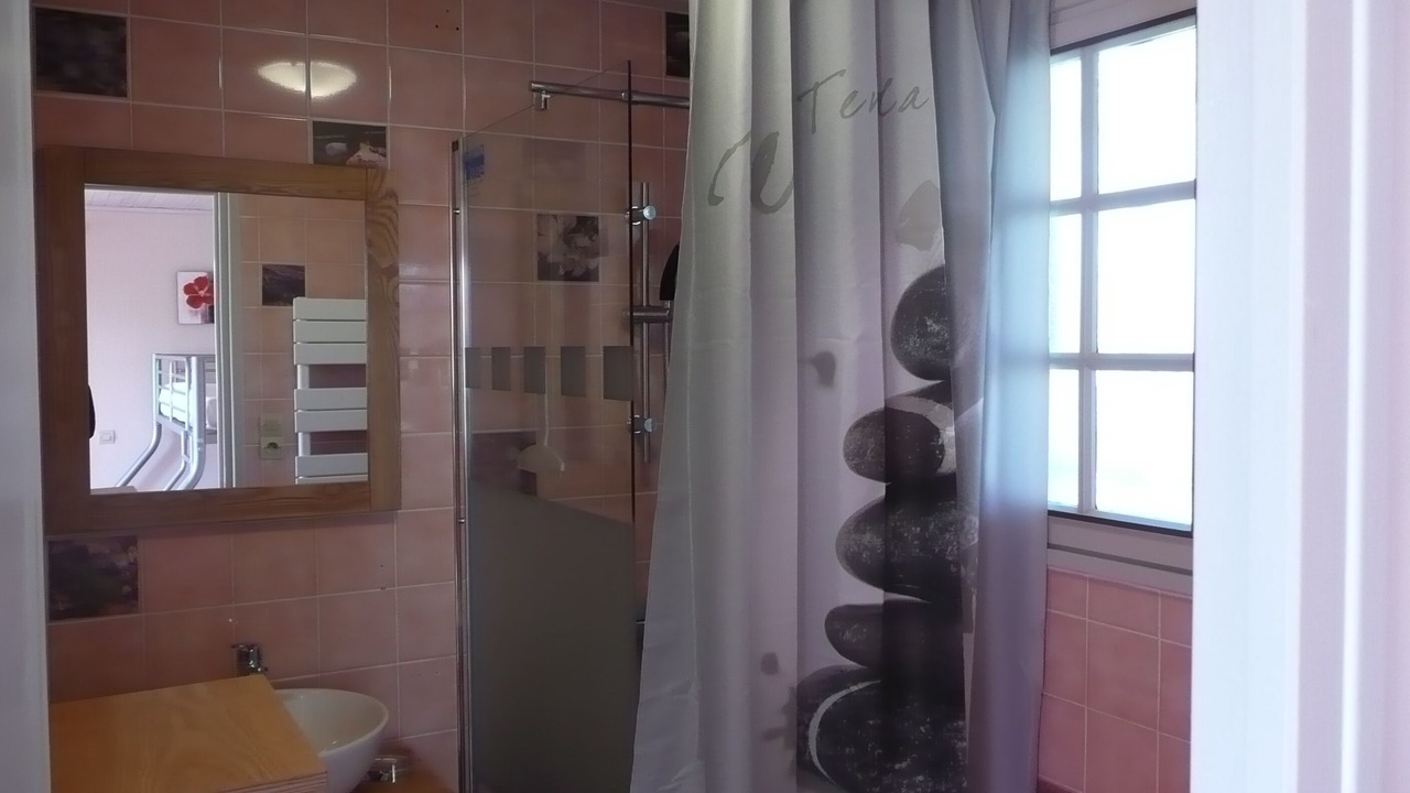 Photo of Bathroom in Le Chateau-d'Oleron