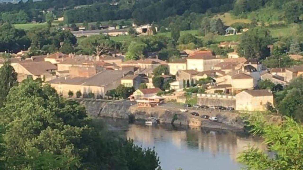 Photo of Others in Pessac-sur-Dordogne