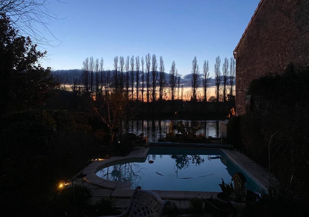 Photo of Others in Pessac-sur-Dordogne