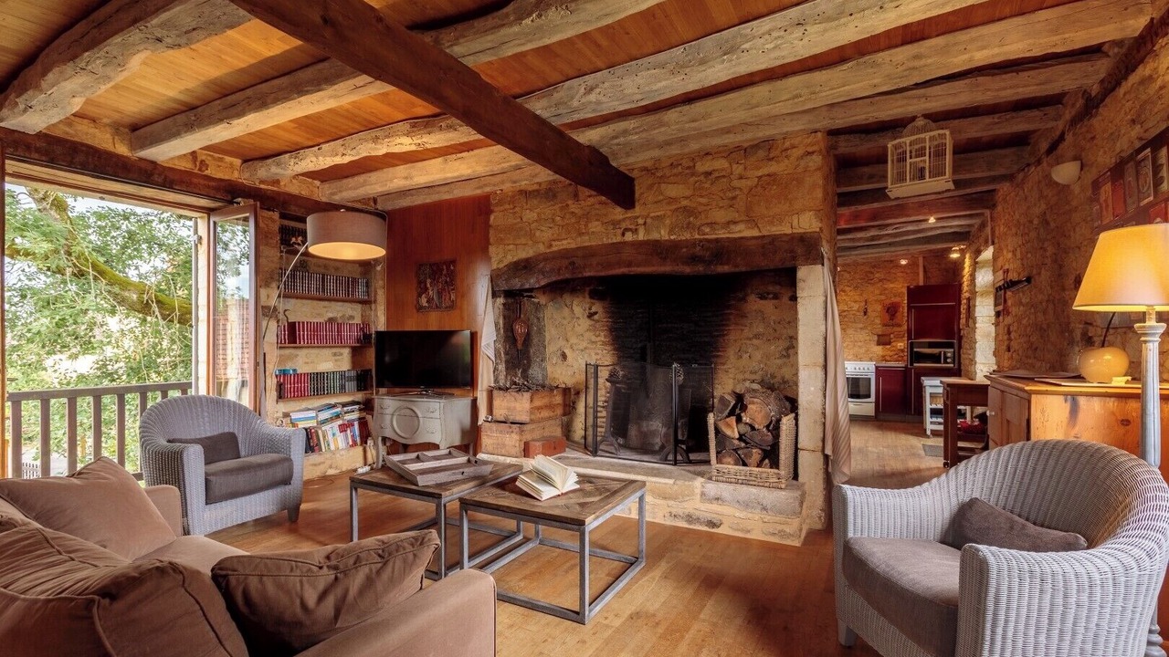 Photo of Livingroom in Saint-Aubin-de-Nabirat