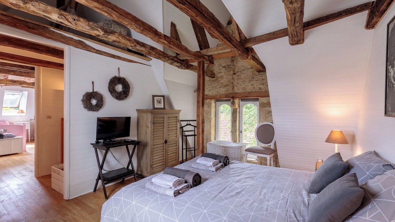 Photo of Bedroom in Saint-Aubin-de-Nabirat