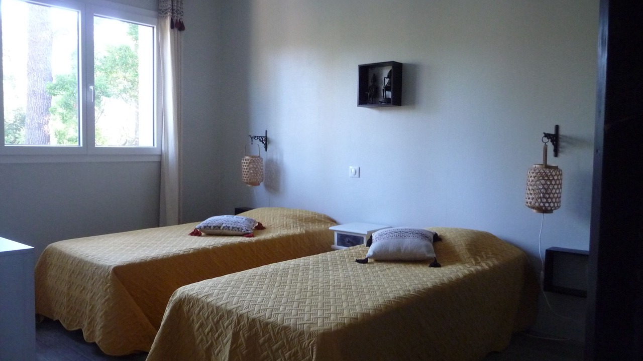 Photo of Bedroom in Saint-Georges-de-Didonne