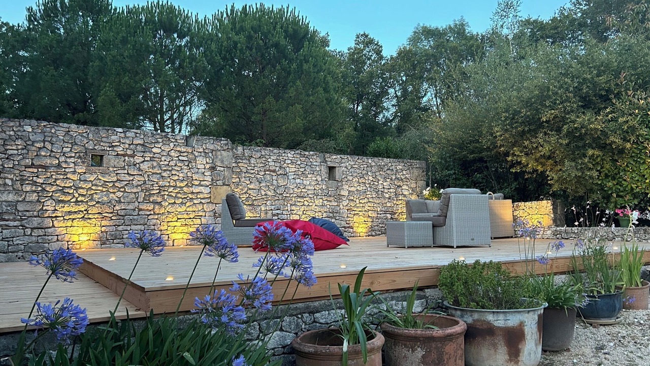 Photo of Patio Balcony in Sainte-Sabine-Born
