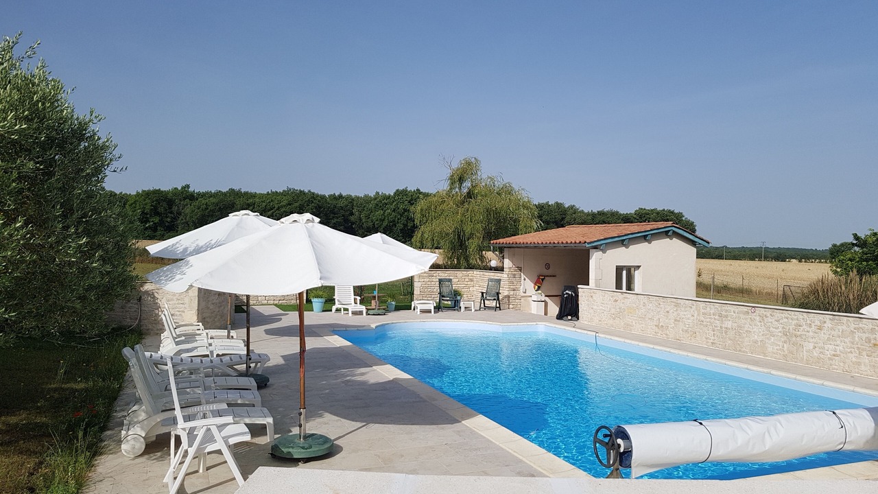 Photo of Outdoor in Saint-Pierre-d'Amilly