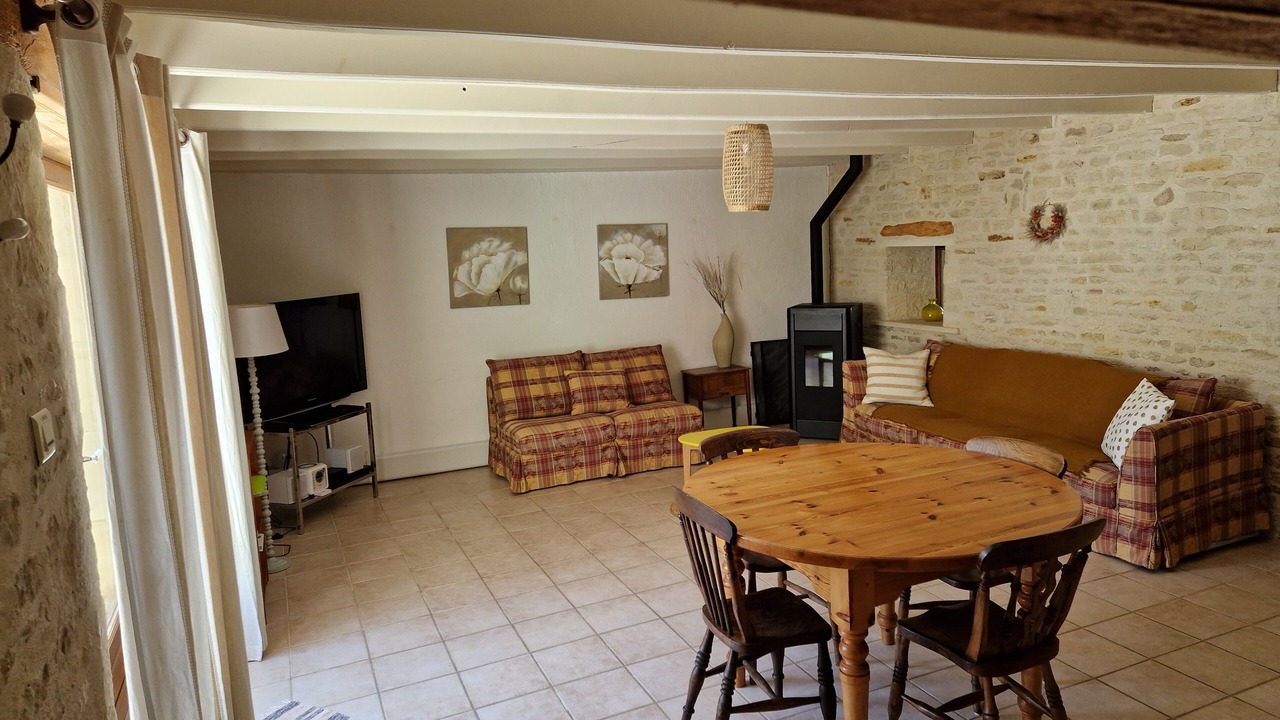 Photo of Livingroom in Saint-Pierre-d'Amilly
