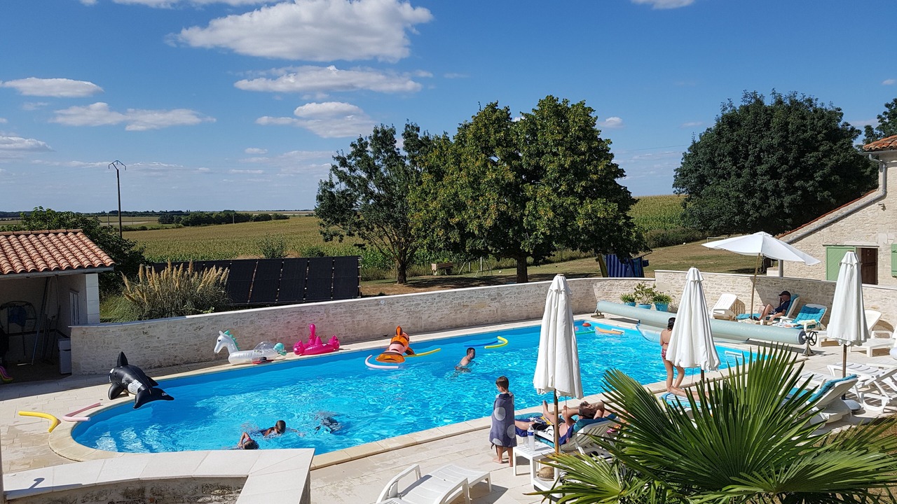 Photo of Outdoor in Saint-Pierre-d'Amilly