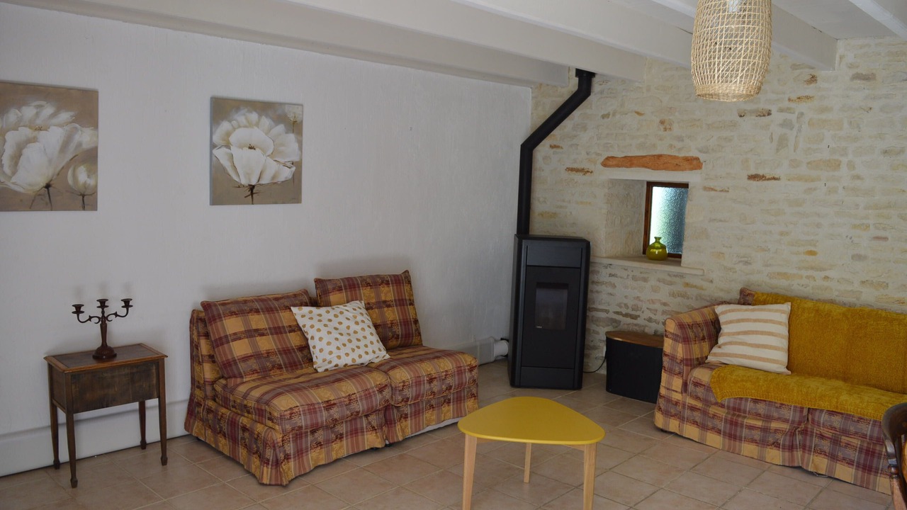 Photo of Livingroom in Saint-Pierre-d'Amilly