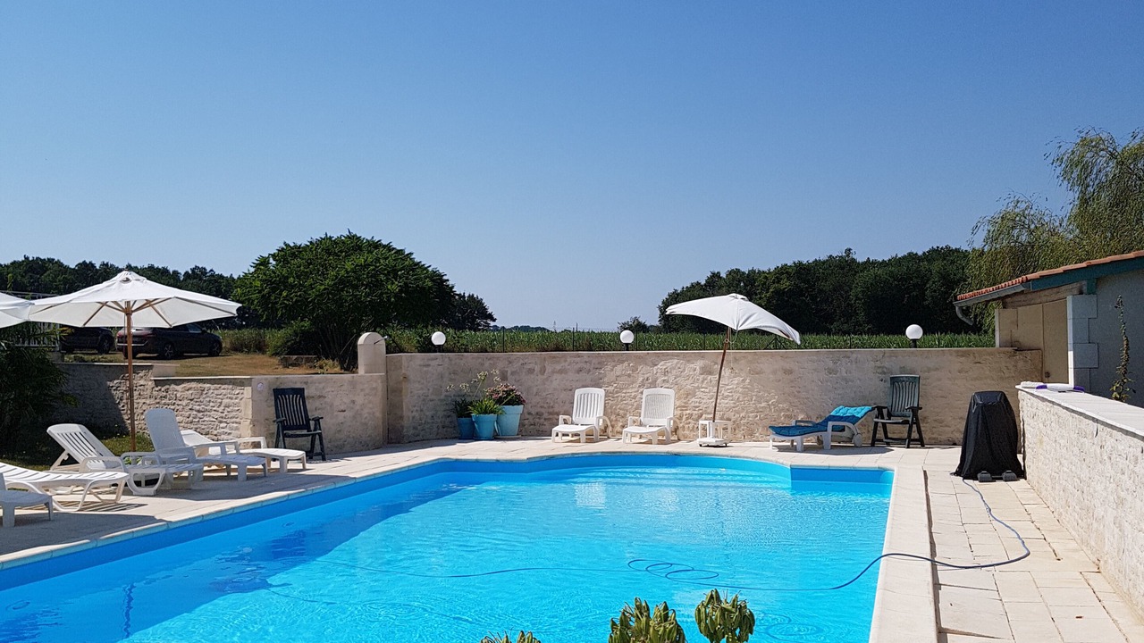 Photo of Outdoor in Saint-Pierre-d'Amilly