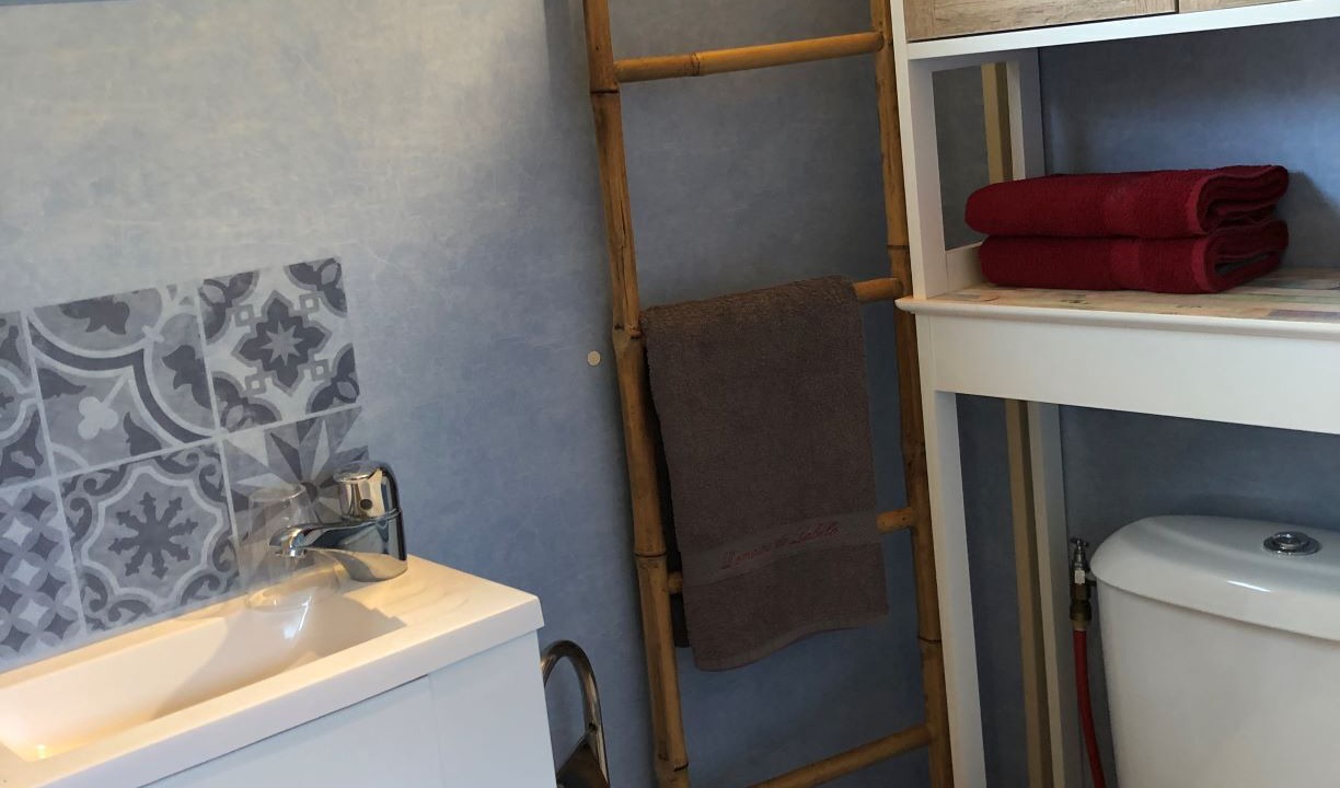 Photo of Bathroom in Commensacq