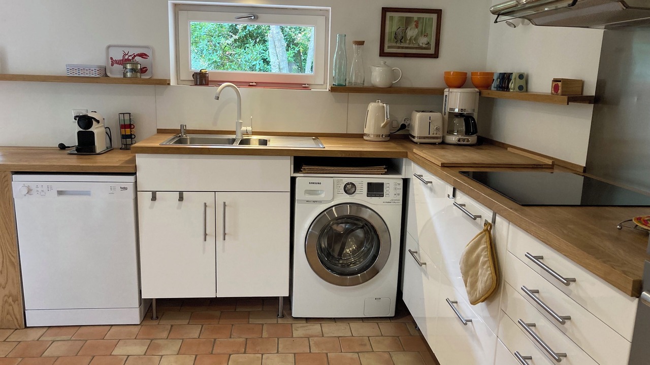 Photo of Kitchen in Saint Nazaire sur Charente