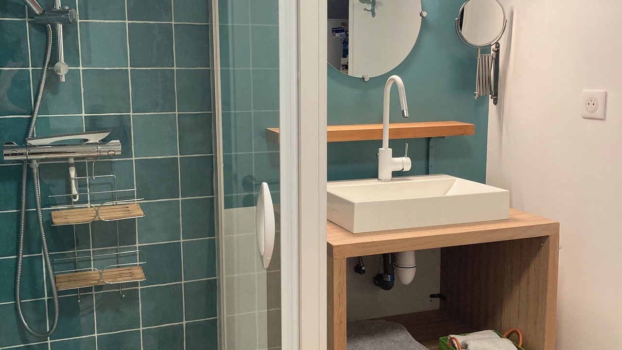 Photo of Bathroom in Saint Nazaire sur Charente