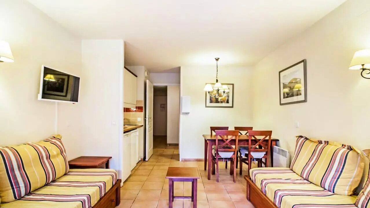 Photo of Livingroom in Uhart-Cize