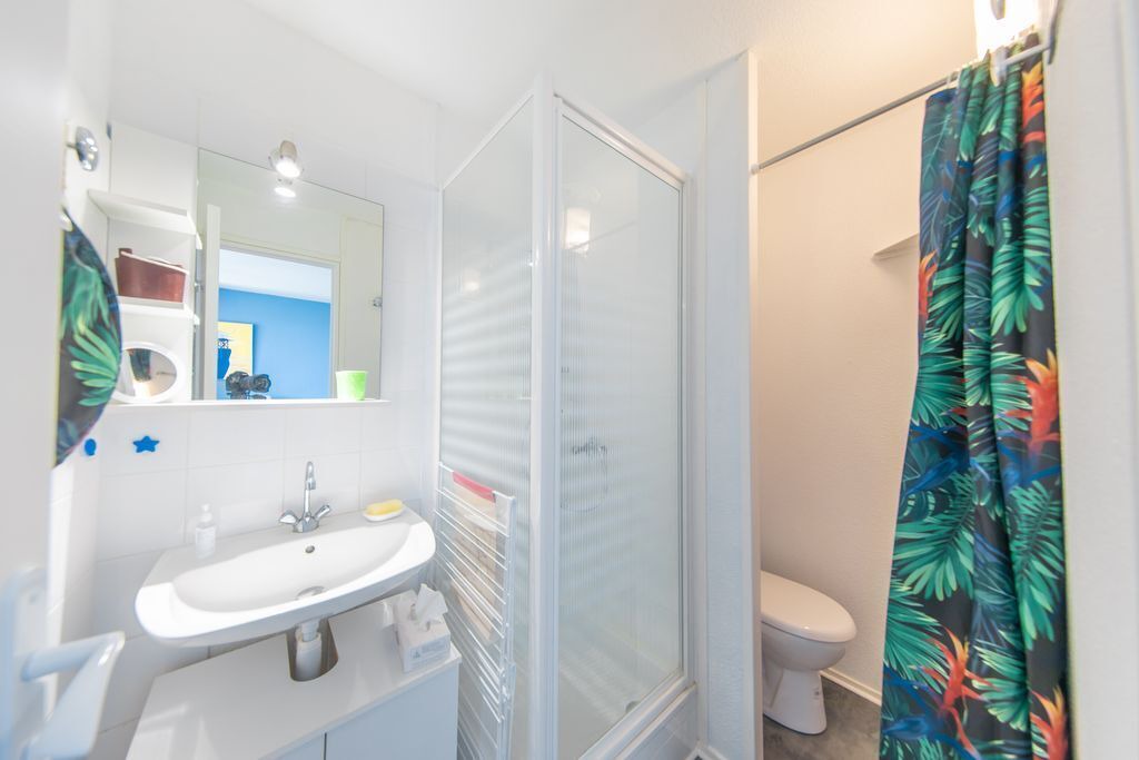 Photo of Bathroom in Vaux-sur-Mer
