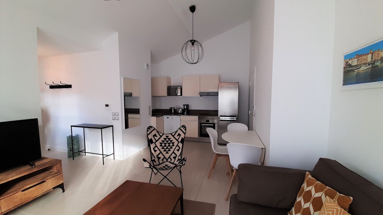 Photo of Livingroom in Saint-Jean-de-Luz City Center