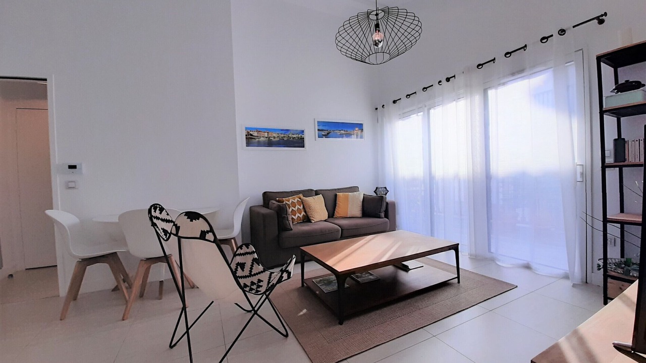 Photo of Livingroom in Saint-Jean-de-Luz City Center