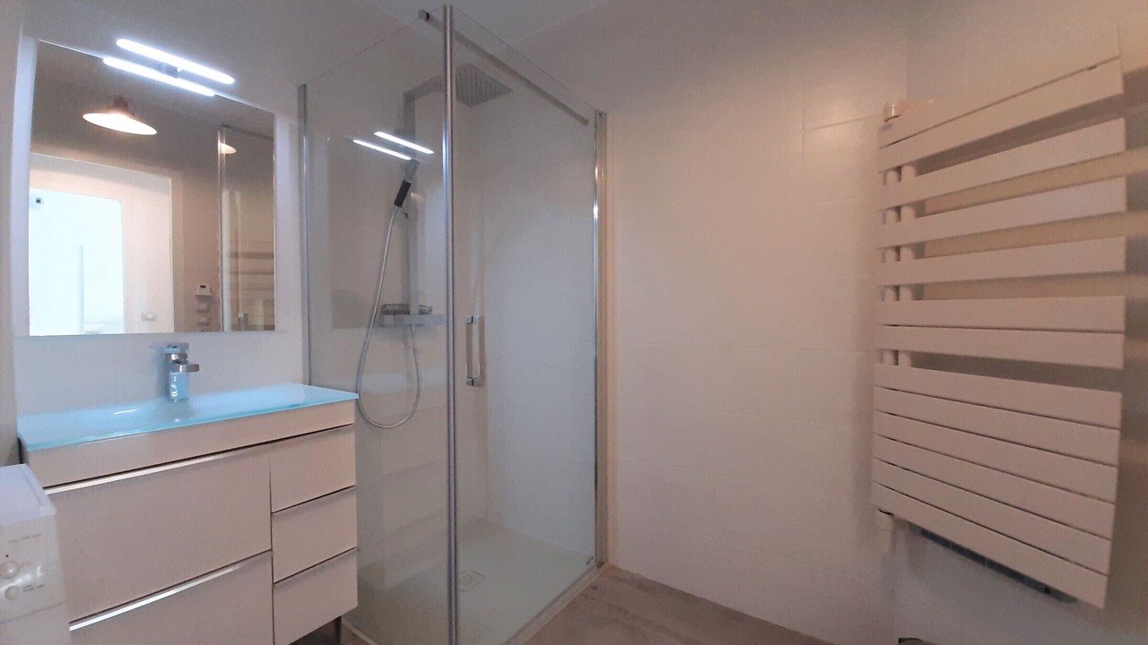 Photo of Bathroom in Saint-Jean-de-Luz City Center