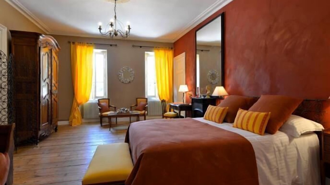 Photo of Bedroom in Castelnau-de-Medoc