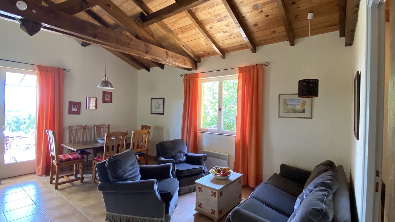 Photo of Livingroom in Doissat