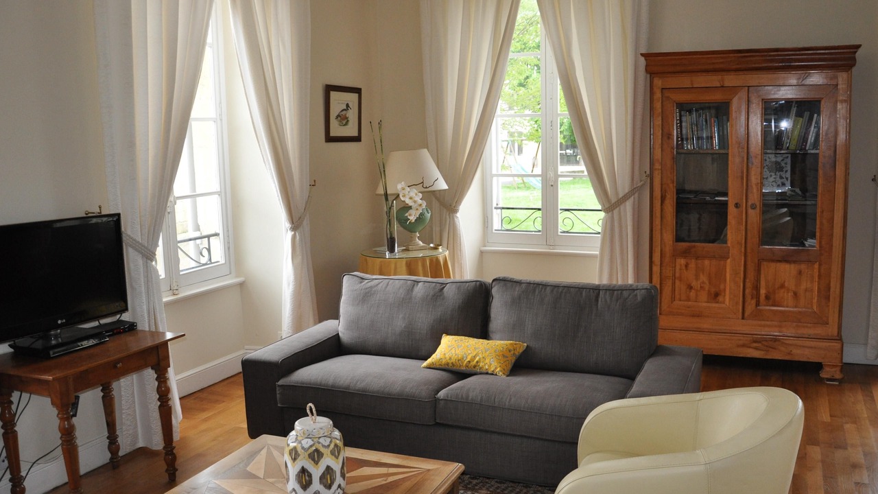 Photo of Livingroom in Beychac-et-Caillau