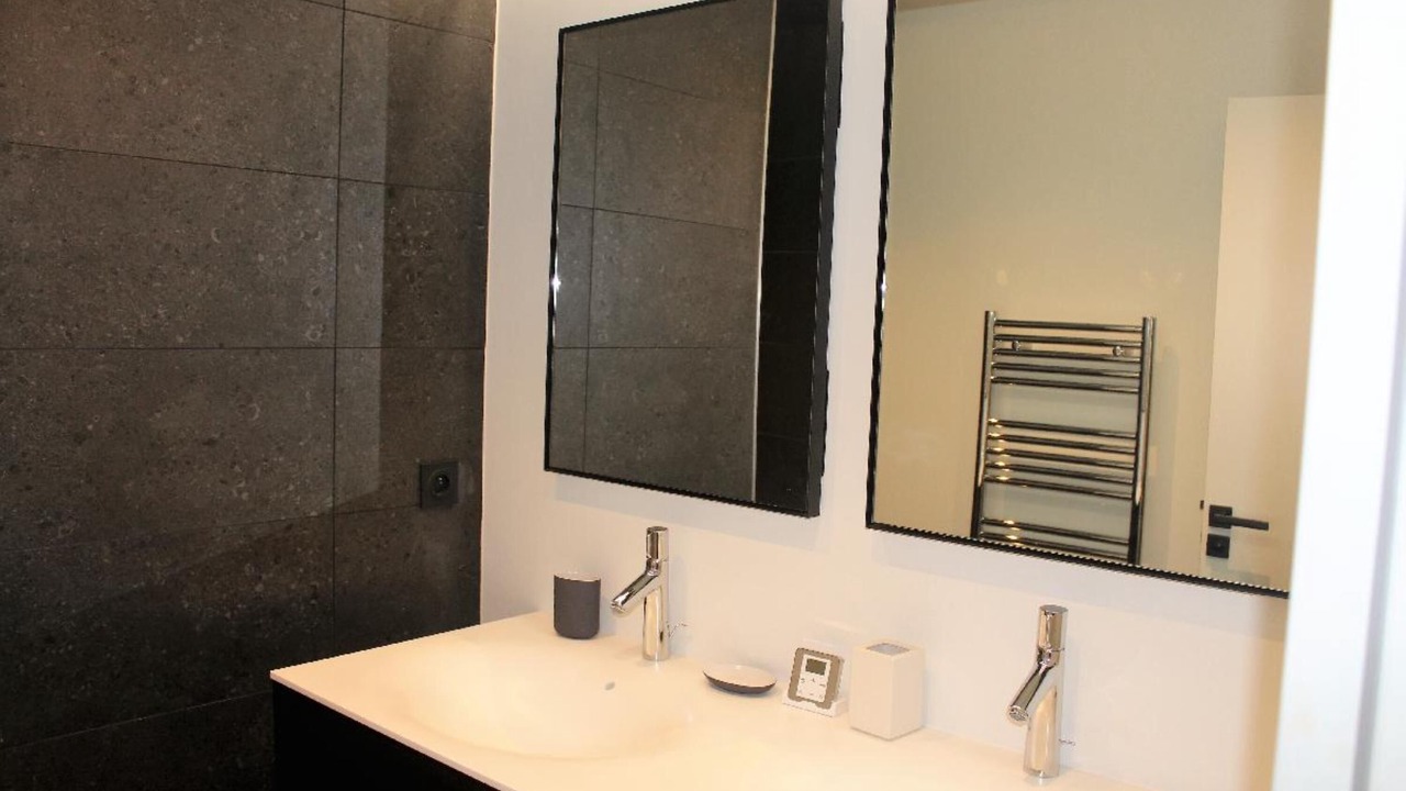 Photo of Bathroom in Chartrons
