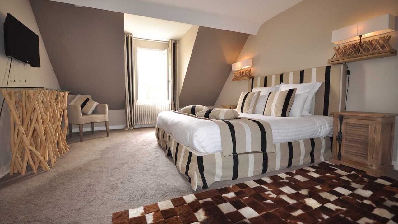 Photo of Bedroom in Saint-Loubes