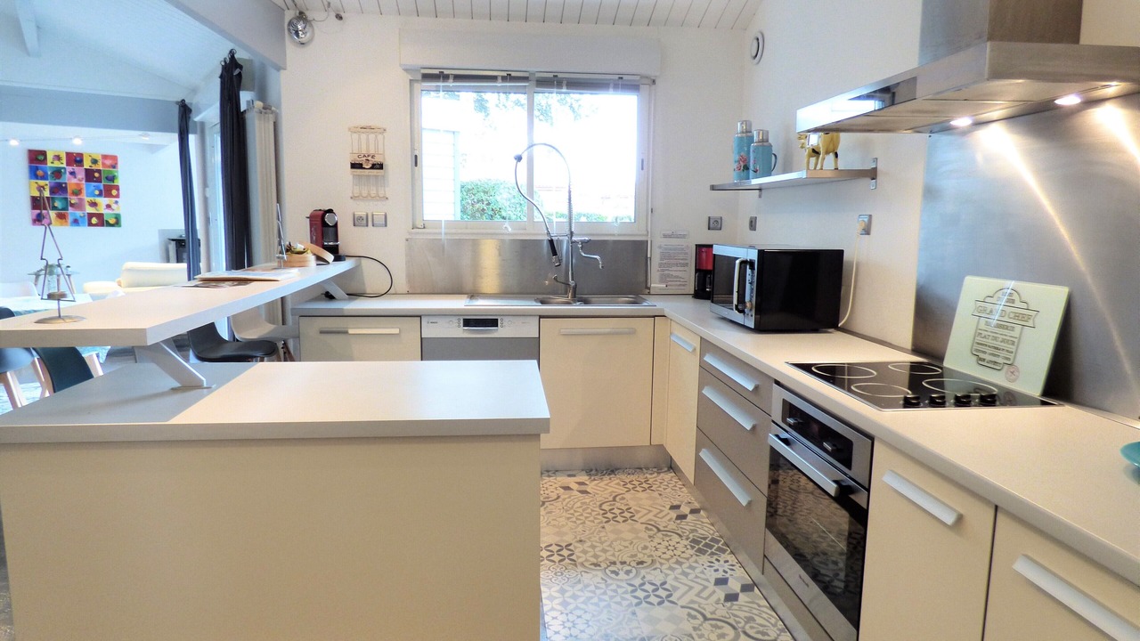 Photo of Kitchen in Messanges