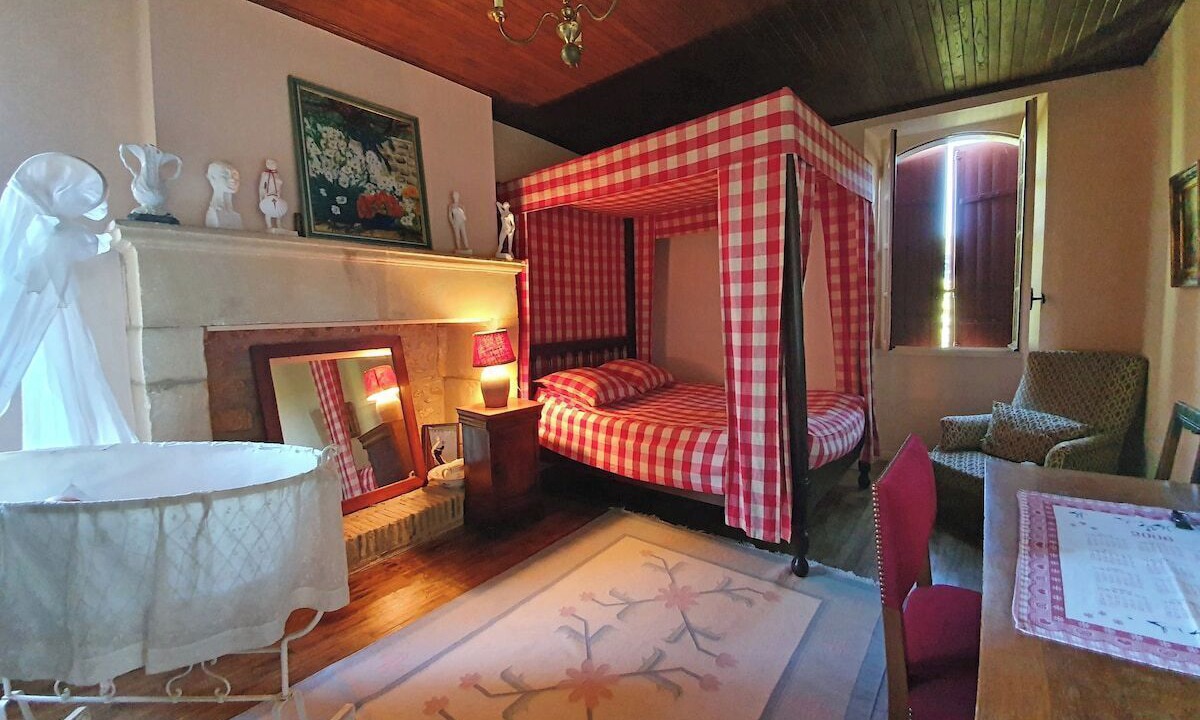 Photo of Bedroom in Saint-Avit-Senieur