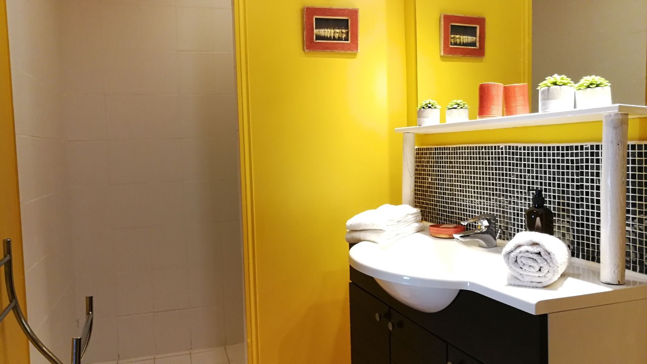Photo of Bathroom in Cartelegue