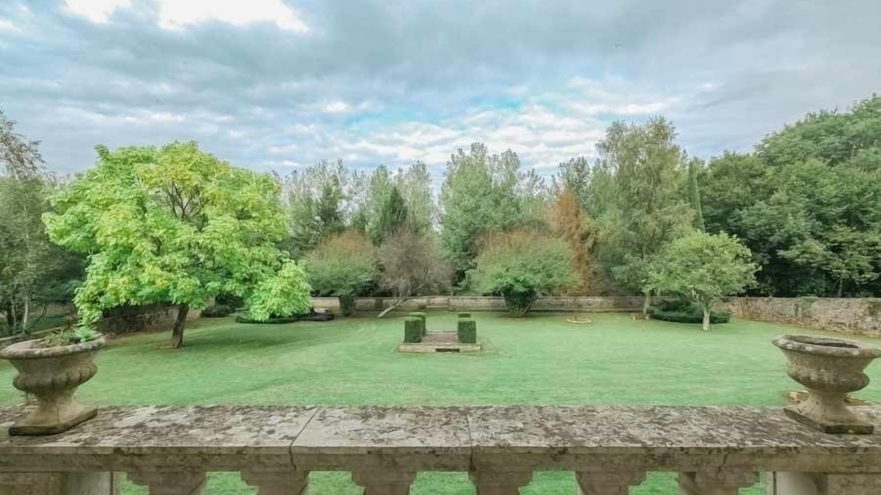 Photo of Outdoor in Benest