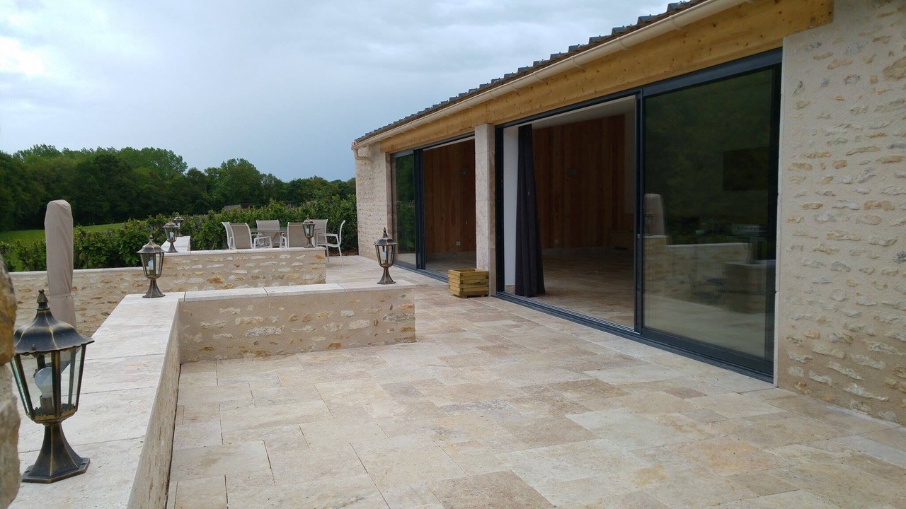 Photo of Patio Balcony in Benest