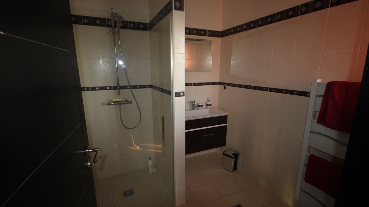 Photo of Bathroom in Saint-Laurent
