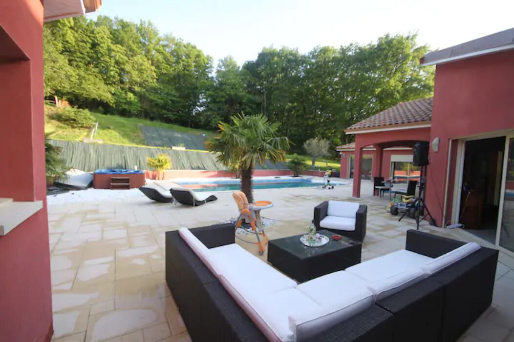 Photo of Outdoor in Saint-Laurent