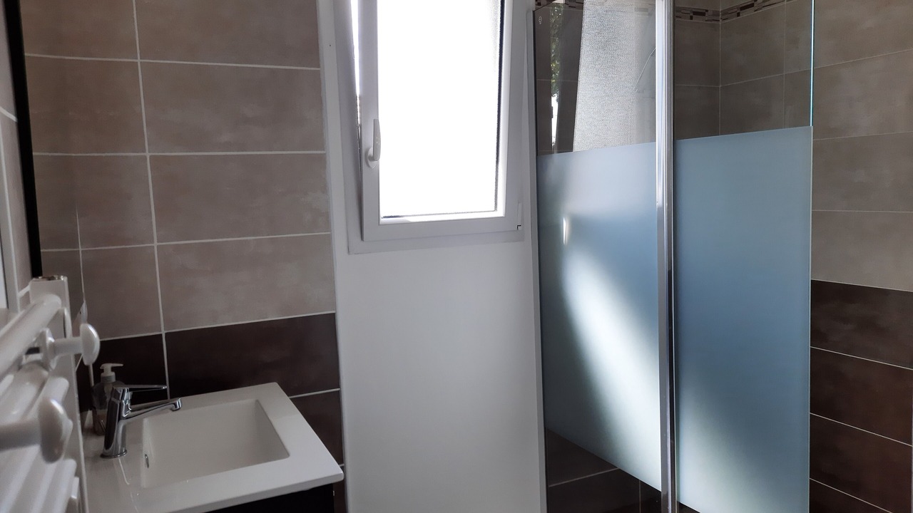 Photo of Bathroom in Gujan-Mestras