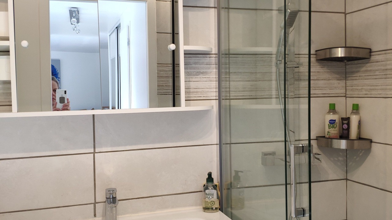 Photo of Bathroom in Couronne Urbaine
