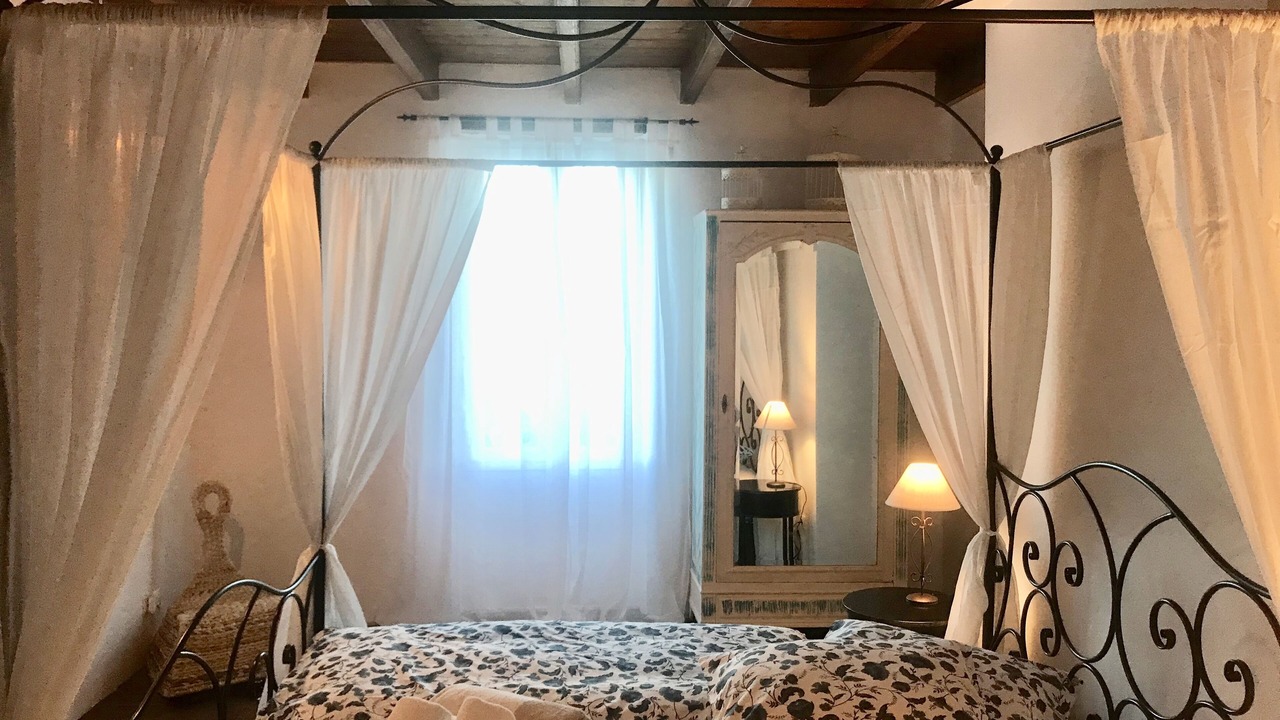 Photo of Bedroom in Saint-Antoine-de-Breuilh