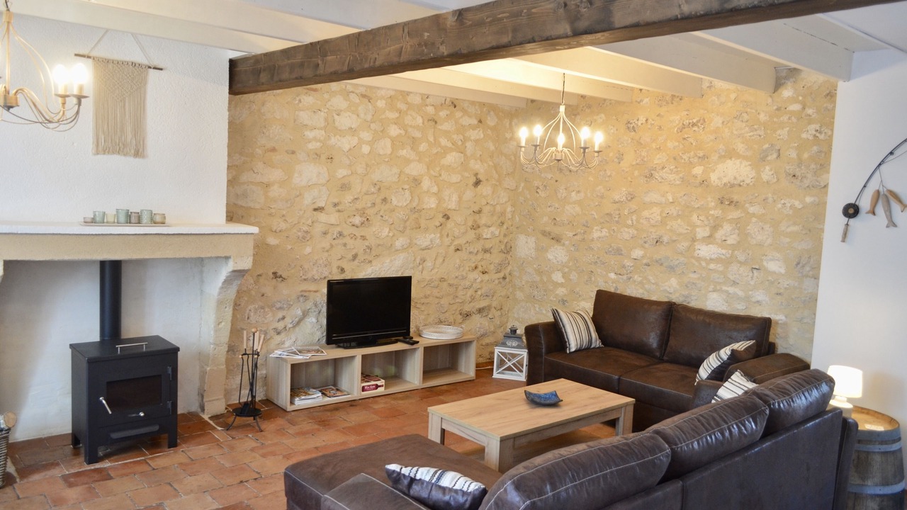 Photo of Livingroom in Saint-Antoine-de-Breuilh