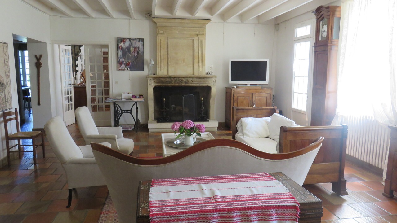 Photo of Livingroom in Sainte-Terre