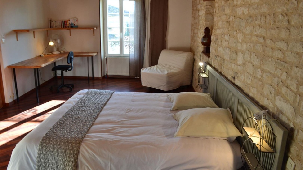Photo of Bedroom in Echallat