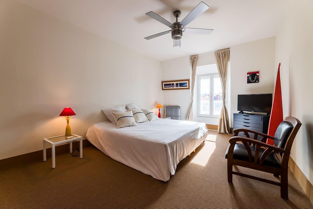 Photo of Bedroom in Behobie