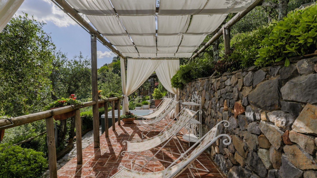 Photo of Outdoor in Buti