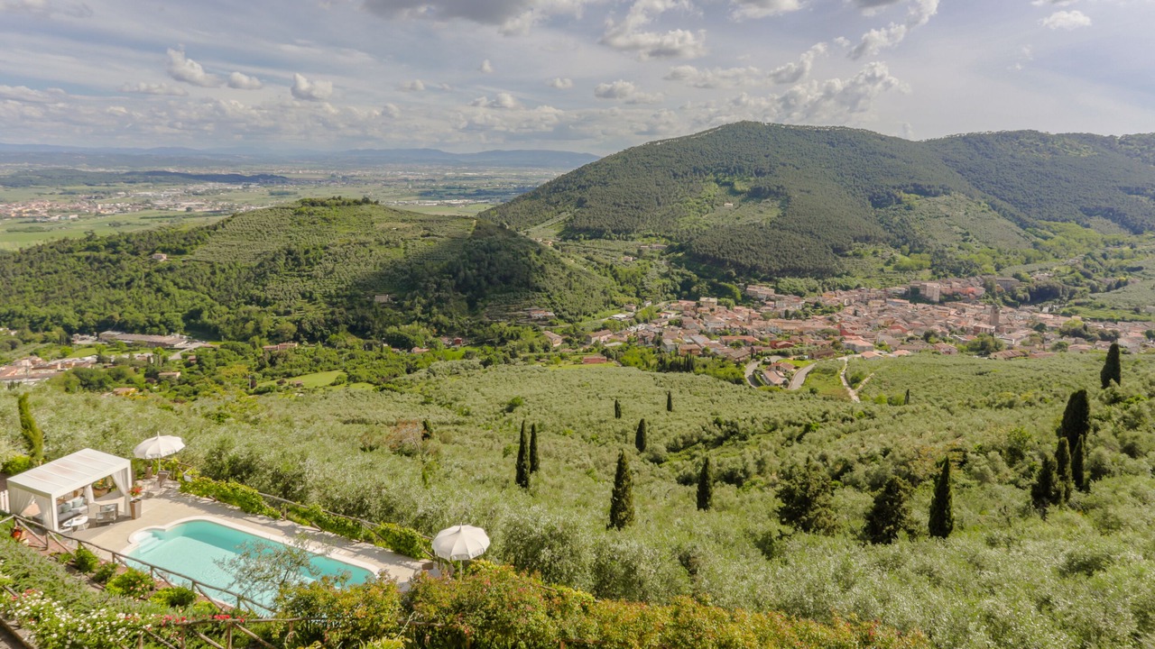 Photo of Outdoor in Buti