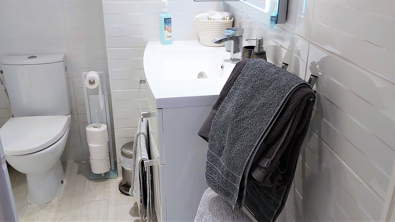 Photo of Bathroom in Opera