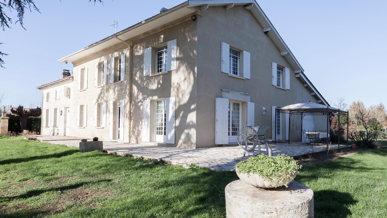 Photo of Outdoor in Sainte-Terre