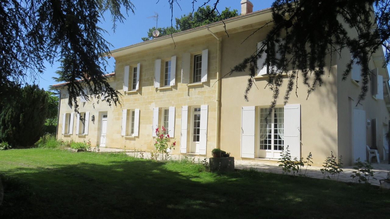 Photo of Outdoor in Sainte-Terre