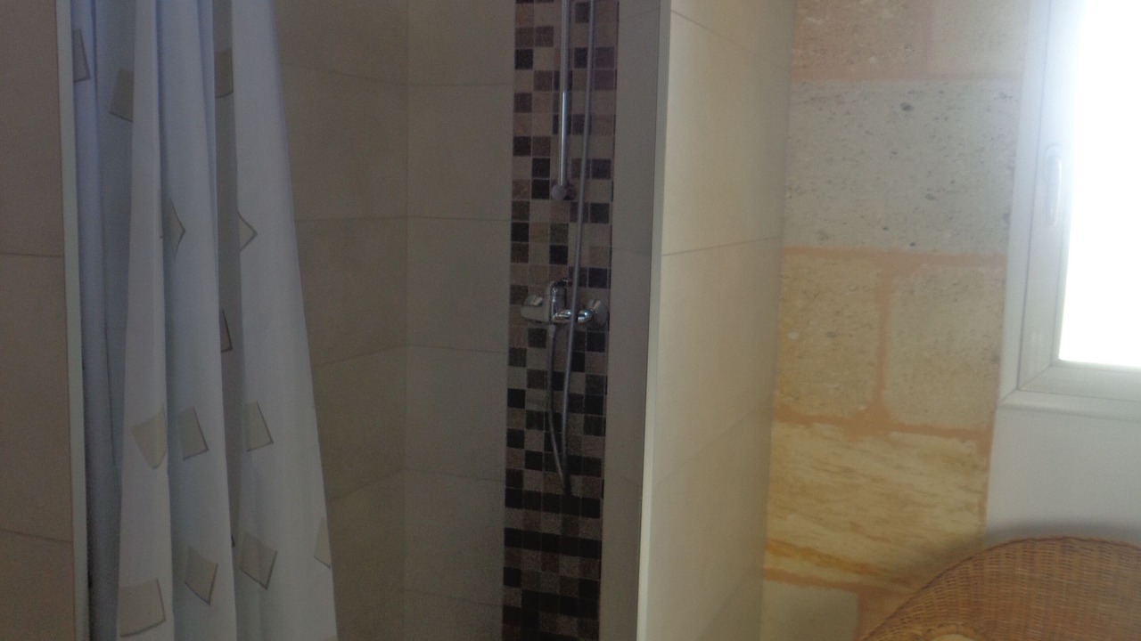 Photo of Bathroom in Blaye